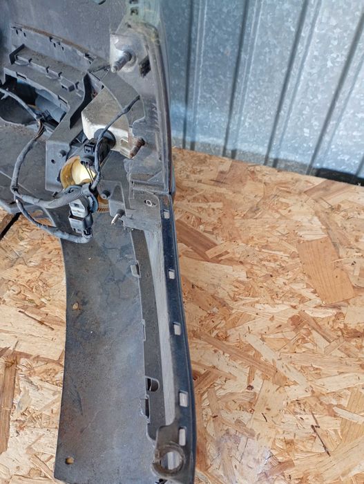 Bara Fata Completa Vw Passat B6 Sedan sau Break cu Proiectoare de Ceata si Senzori de parcare