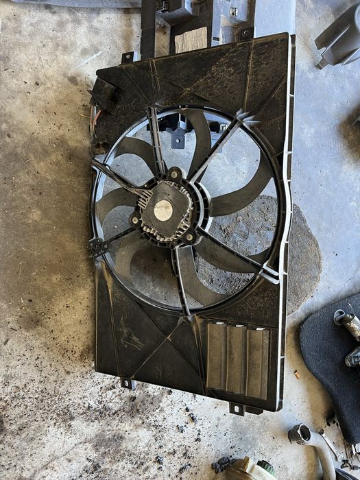 Части от Vw caddy