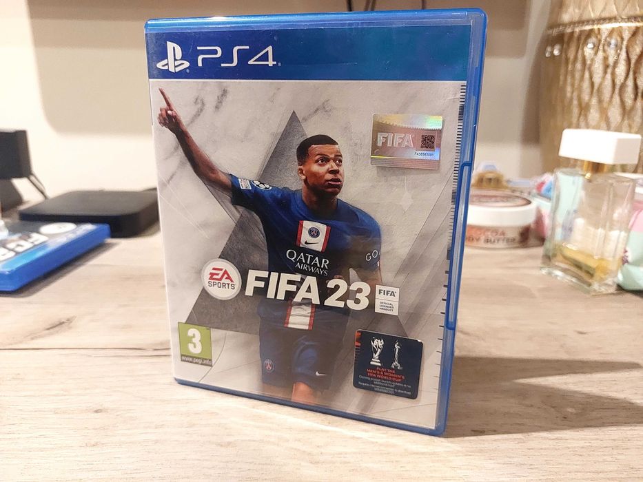 Продавам Fc23 за Ps4