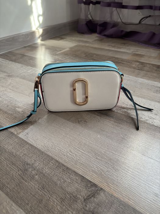 Чисто нова чанта