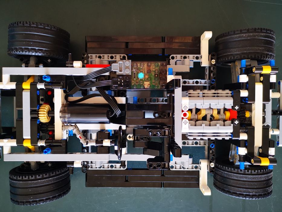 Уникален конструктор Порше 911 RSR със задвижване