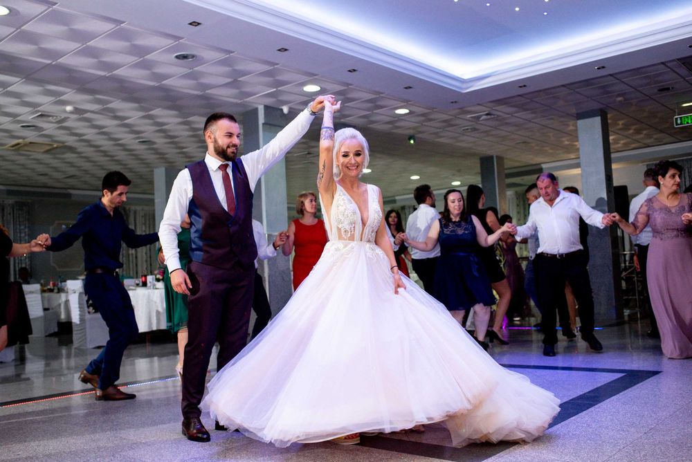 Rochita mireasa model prințesă