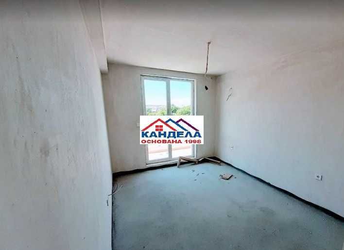 Продава се Тристаен апартамент в Пловдив, Христо Смирненски - 95 кв.м за 895 €/кв.м - Снимка #3