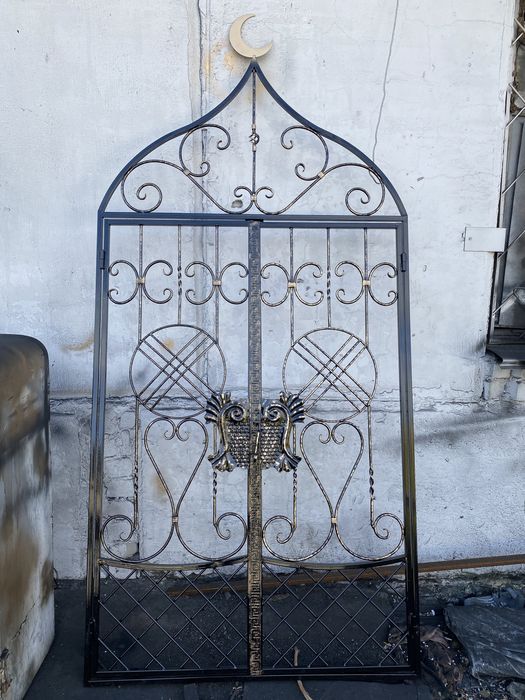 Оградки на кладбище