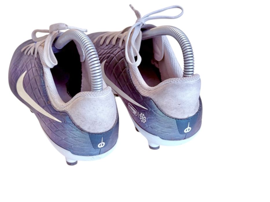 36 Номер Футболни обувки Nike Tiemoro Emerelad Legend 10
