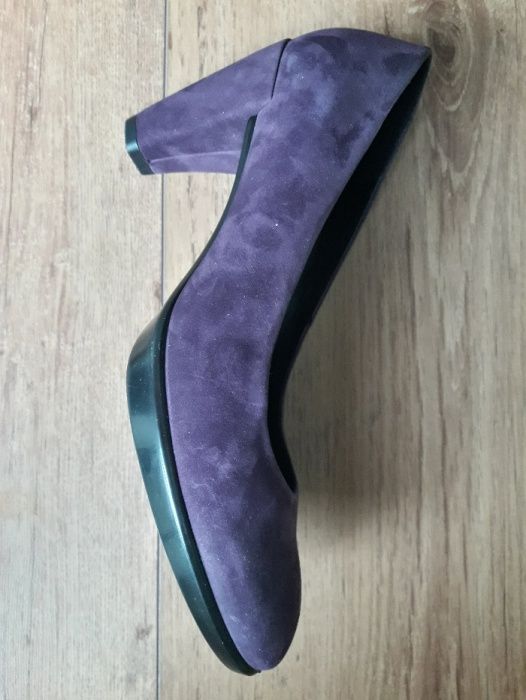 Нови кожени обувки ECCO №37