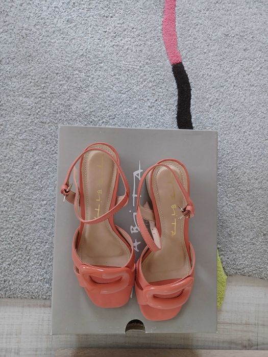 Елегантни Сандали Корал
