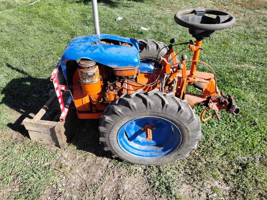 jumatate tractoras Pasquali