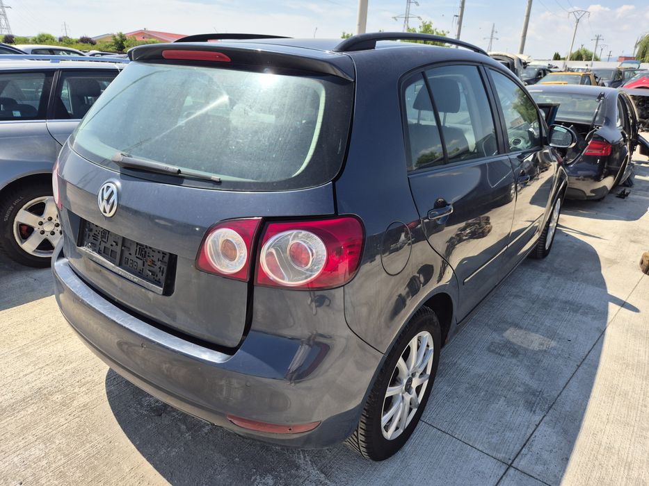 Dezmembram Volkswagen Golf 6 Plus 2011 2.0tdi CBD  Euro 5