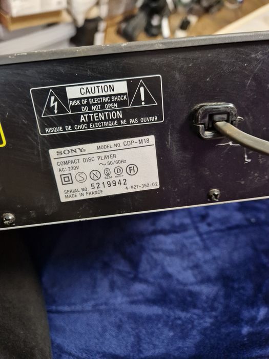 CD PLAYER functionabil