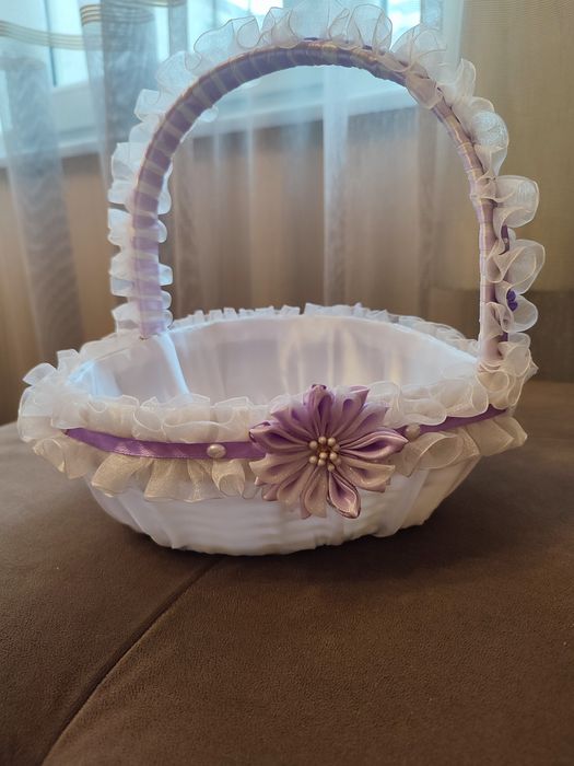 Сватбена кошница за късмети и поставка за пръстени