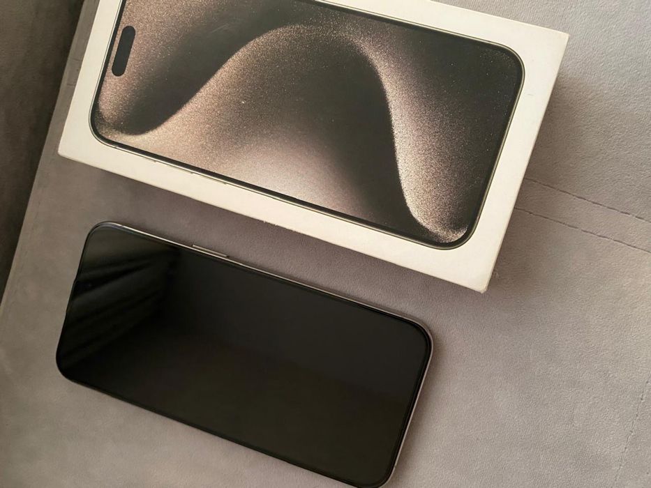 Продам iphone 15 pro max 256 Gb