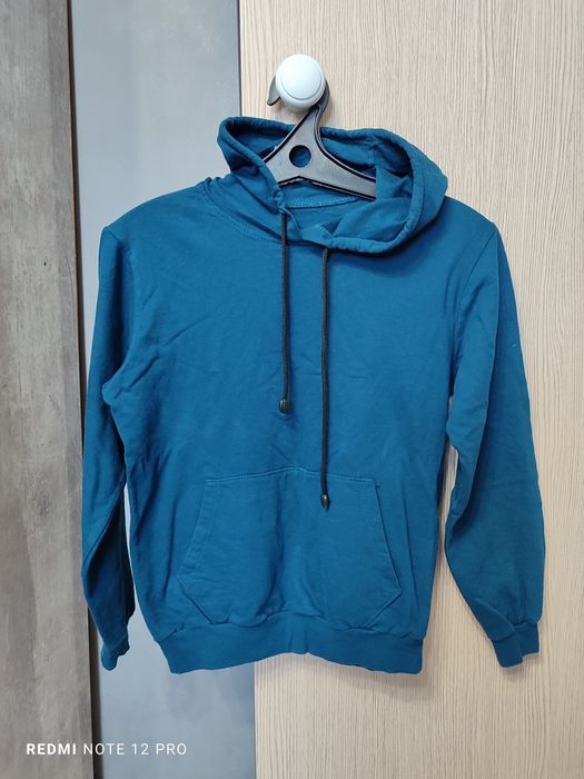 Продам разные вещи на мальчика 8-10 лет