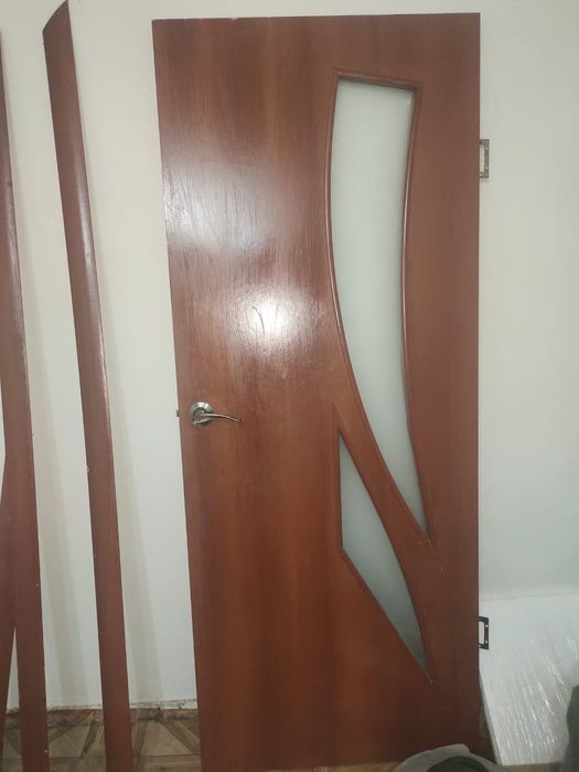 Продам межкомнатные двери