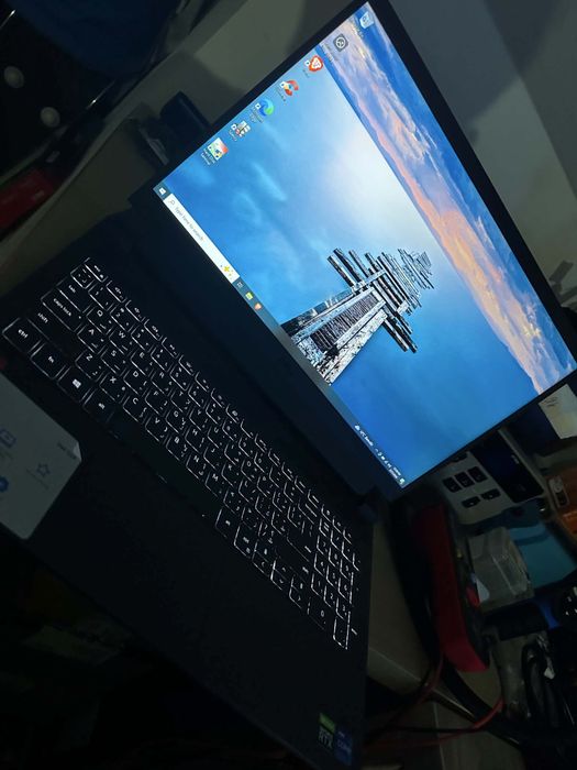 Laptop gaming DELL G15