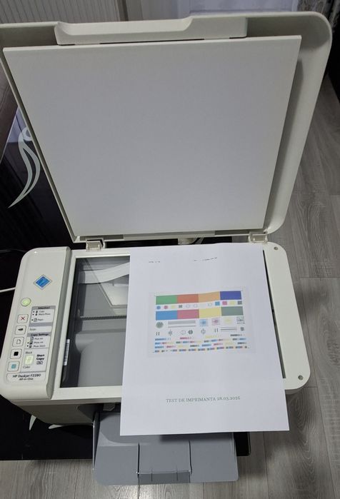 Vind imprimanta/scanner/copiator  HP Deskjet F2280 !