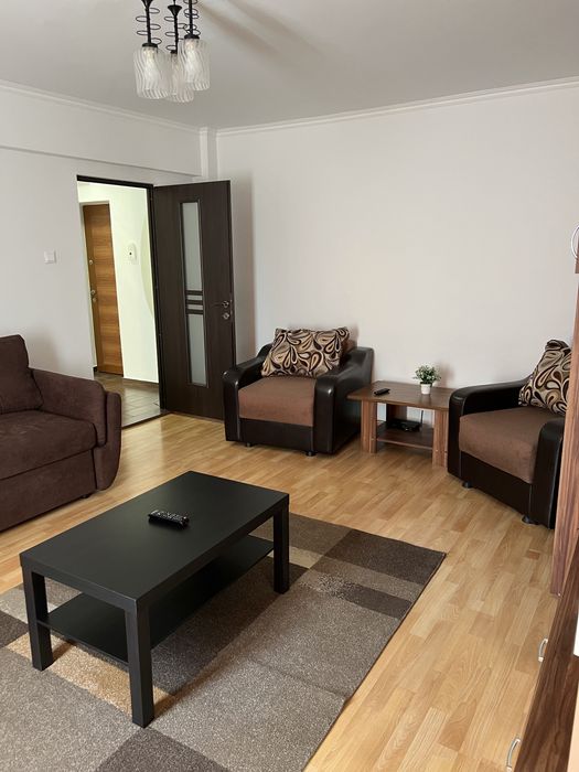 Inchiriez apartament zona centrala