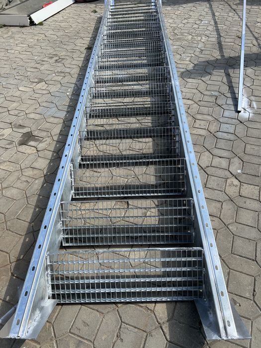 Scări zincate 560x730