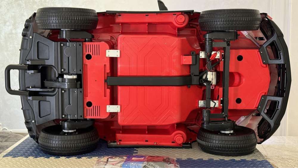 Детская машина Lamborghini Urus 12V, с пультом (bolalar mashinasi)