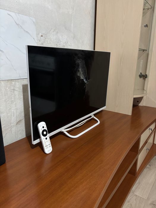 Телевизор KIVI (SMART TV)