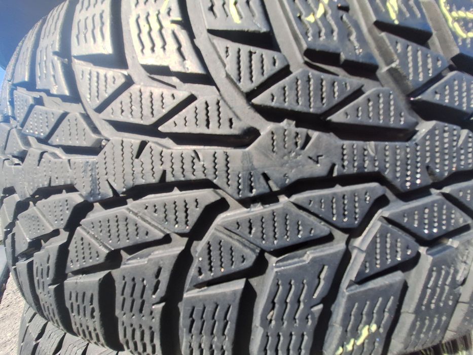 2, 4, 6 anvelope iarna 215/60r16 Nokian Montaj Gratuit