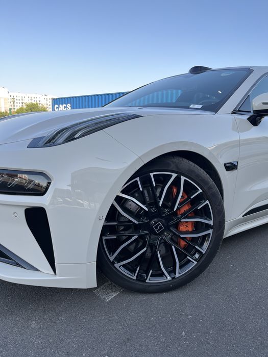 Zeeker 001 yu sport
