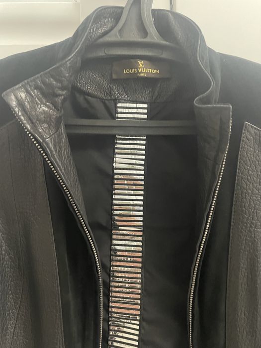 Продам кожанную куртку