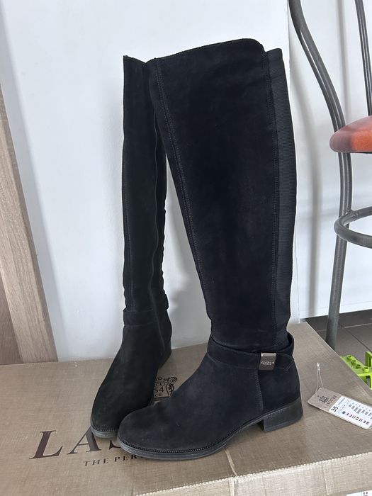 Cizme lungi de piele intoarsa Lasocki