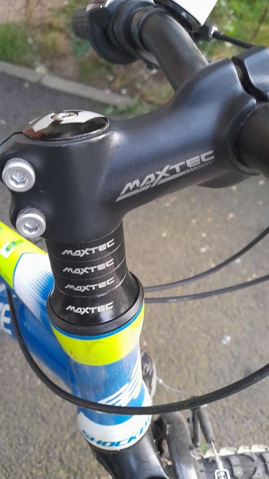 Bicicleta SHOCKBLAZE 24" pentru copii intre 8-12 ani