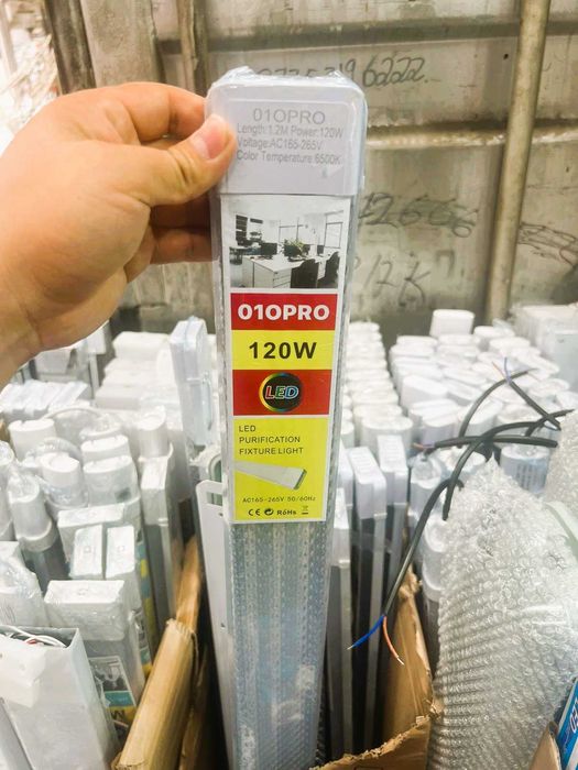 светильник под навес