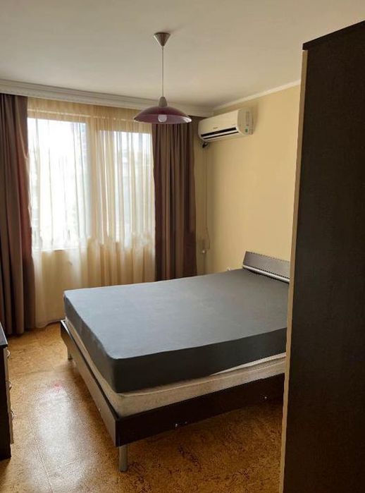 Дава се под наем Тристаен апартамент в Пловдив, Кършияка - 93 кв.м за 612 € - Снимка #3