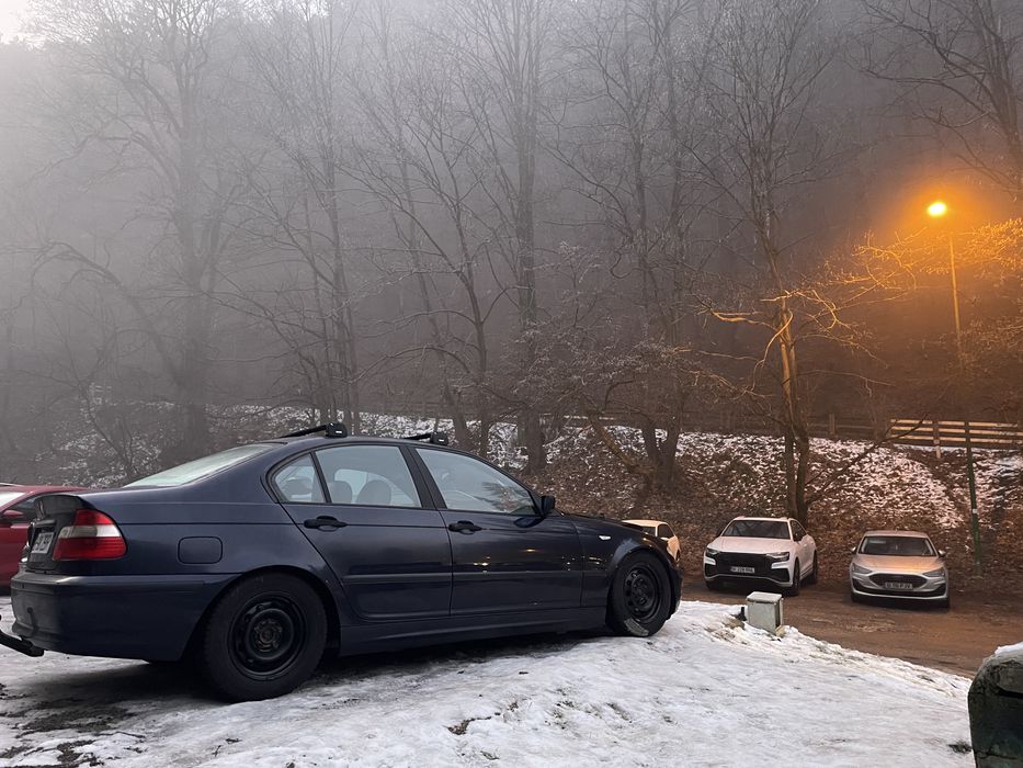 Dezmembrez bmw e46 316i sedan, an 2002