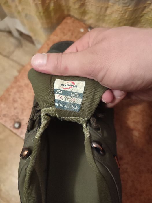 Демисезонные кроссовки Bona (размер: 45)