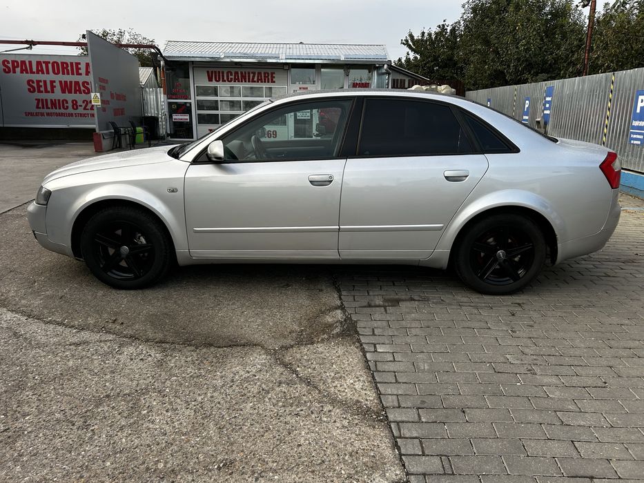 AUDI A4 2001 — imagine 4