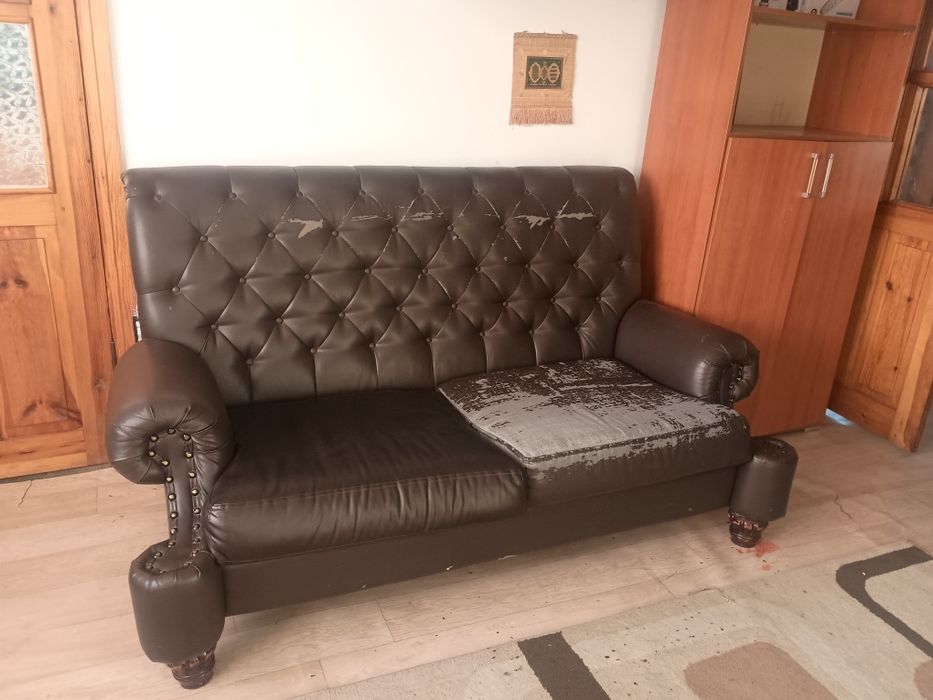 Продам офисный диванчик