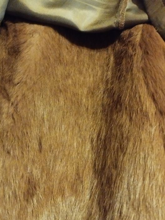 Куртки женские  48 размер