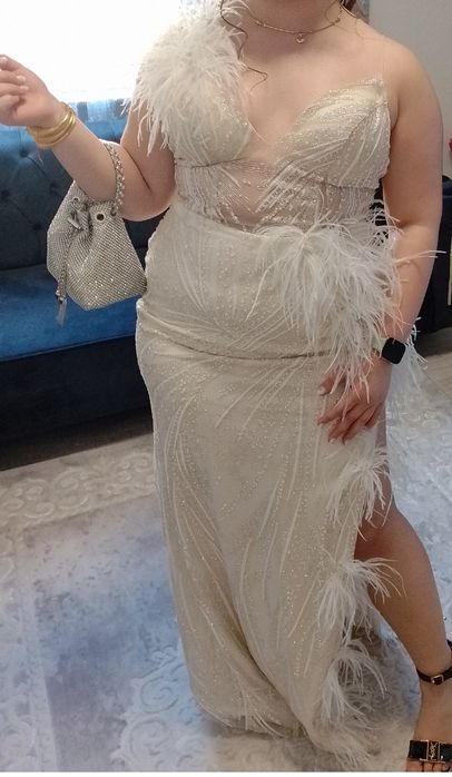 Продавам сватбена рокля