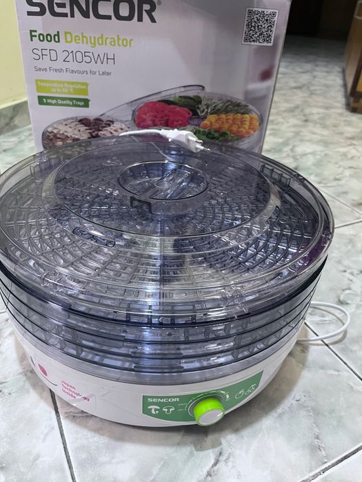 Уред за сушене на плодове/ Food Dehydrator