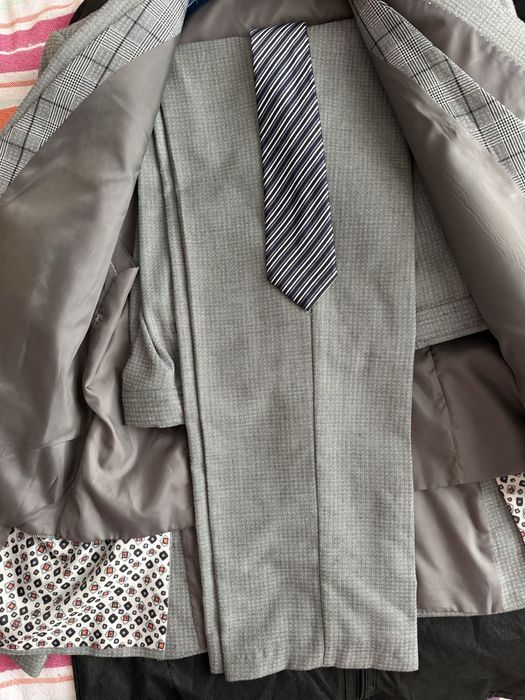 Мужской  костюм с брюками