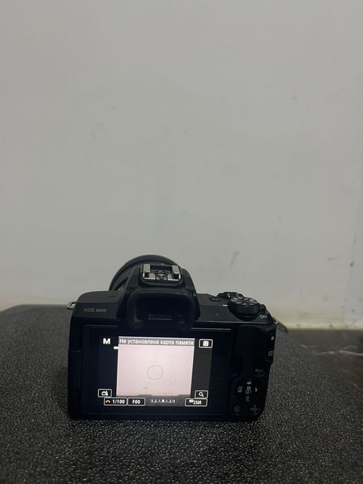 Фотокамера Canon M50