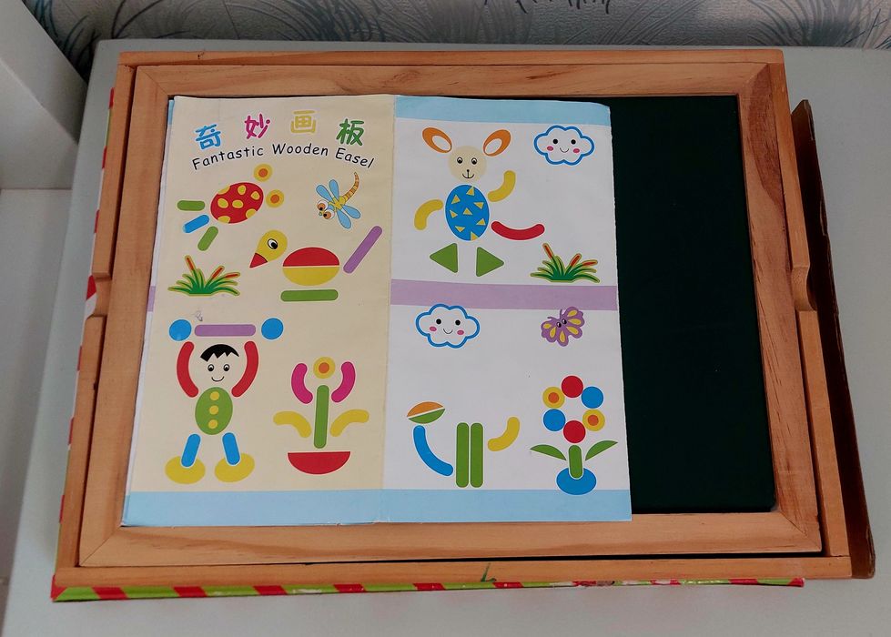 Магнитна двулицева дървена дъска с аксесоари