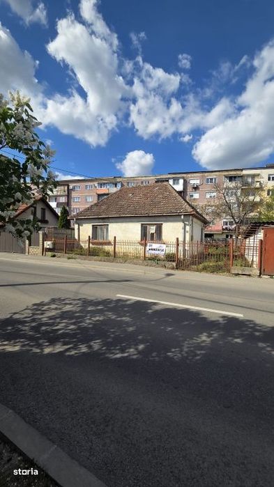 Teren cu casa demolabila– Str. Dariu Pop