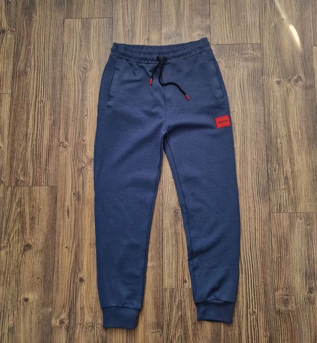 Страхотен мъжки спортен екип HB размер М