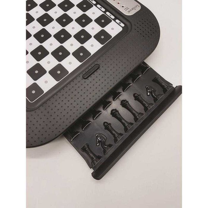 Продавам Електронен шах Lexibook CG1335 Chessman FX