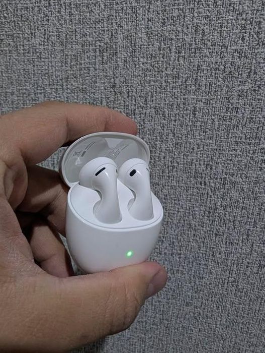 Продаю наушники Huawei Freebuds 5