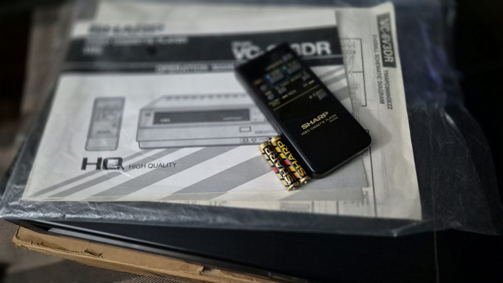 Видео плеер SHARP vc-6v3DR made in Japan в состоянии нового!