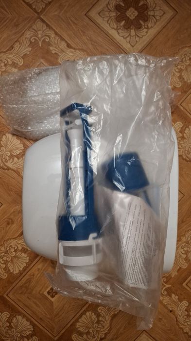 Продаю новый унитаз
