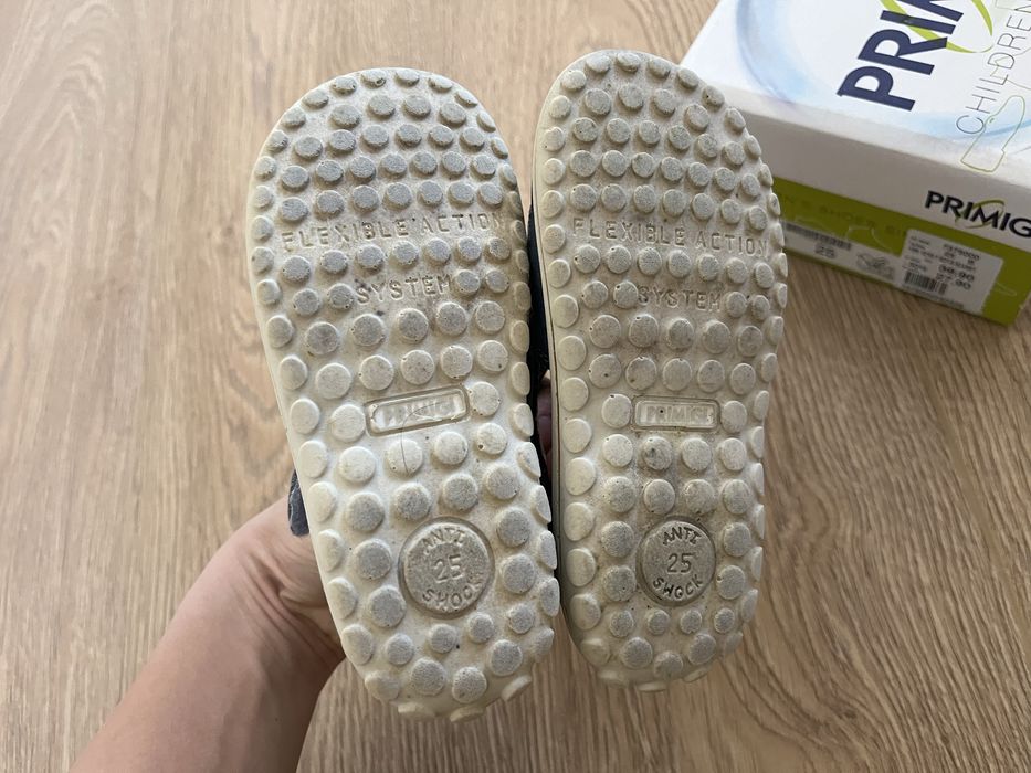 Сандали Primigi 25 номер