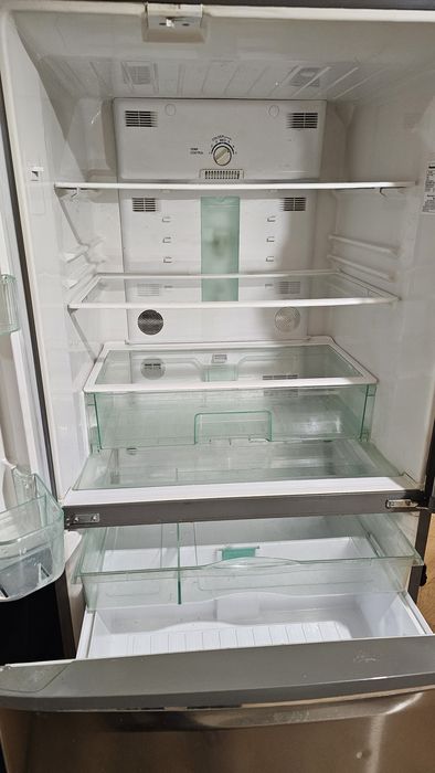 Продам холодильник PANASONIC