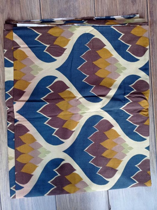 Впечатляващ Дизайнерски Плат Арт Деко НОВ